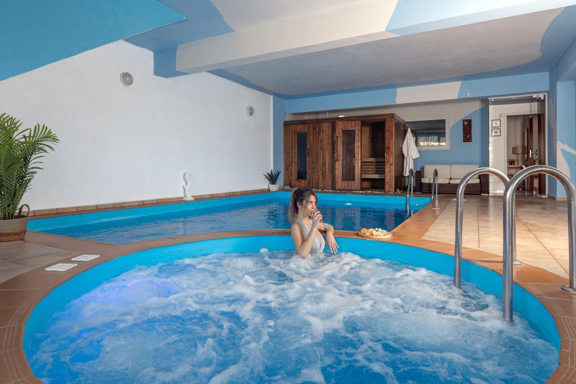 Whiteblue Villa, By Idealstay Experience * Heraklion (Crete)