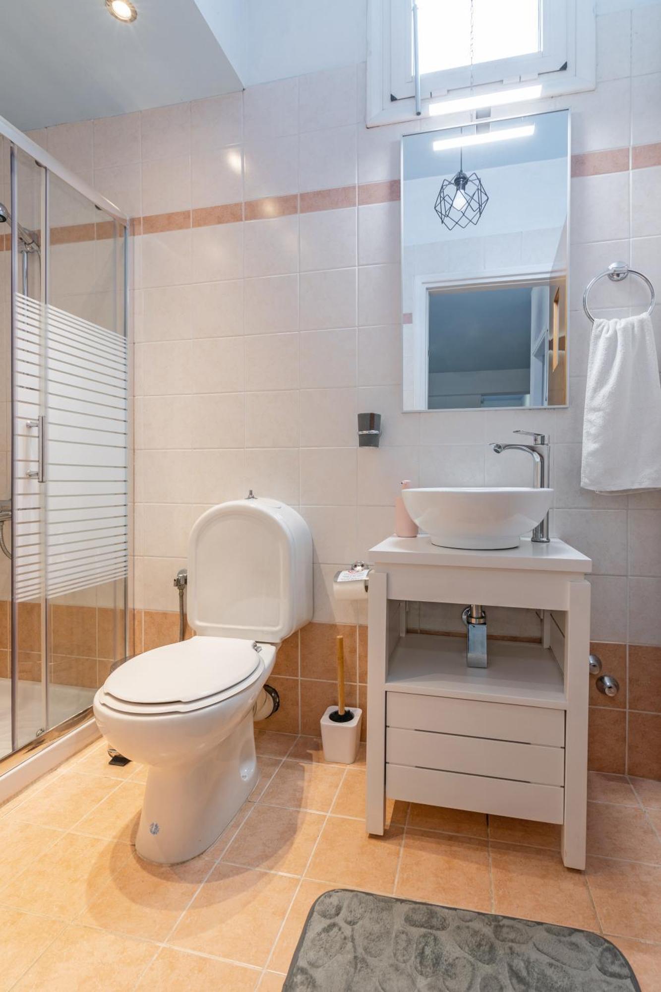 Whiteblue Villa, By Idealstay Experience Villa