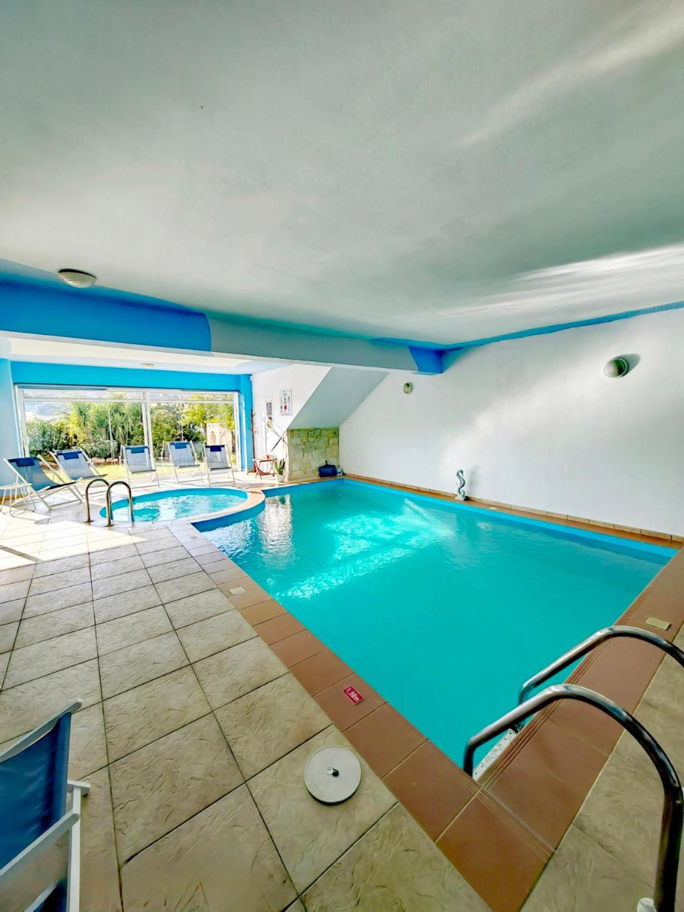 Whiteblue Villa, By Idealstay Experience * Heraklion (Crete)